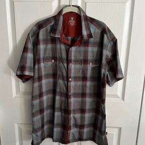Kuhl Men’s XL button down short sleeve shirt.